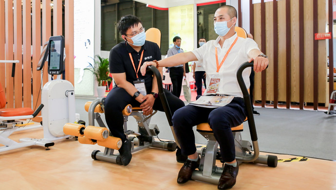 智慧養(yǎng)老成未來趨勢(shì),“黑科技”頻現(xiàn)上海老博會(huì)(圖1) 智慧養(yǎng)老成未來趨勢(shì),“黑科技”頻現(xiàn)上海老博會(huì)(圖1)