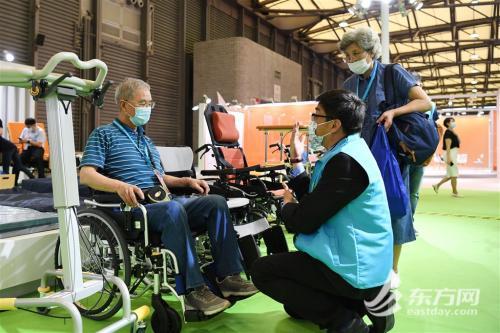 聚集“智慧養(yǎng)老” 解決方案越來(lái)越多(圖1) 聚集“智慧養(yǎng)老” 解決方案越來(lái)越多(圖1)